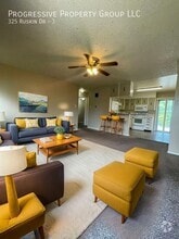 Building Photo - 325 Ruskin Dr