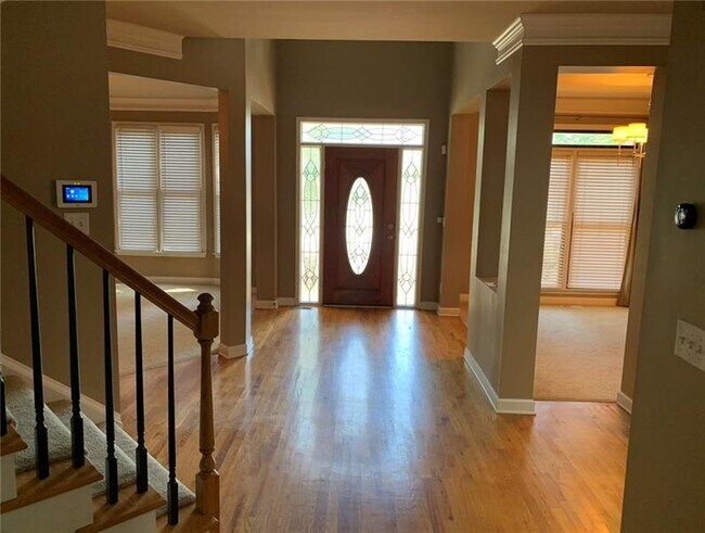 Building Photo - 3762 Paradise Point