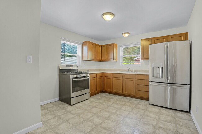 Building Photo - 1217 Grant Dr