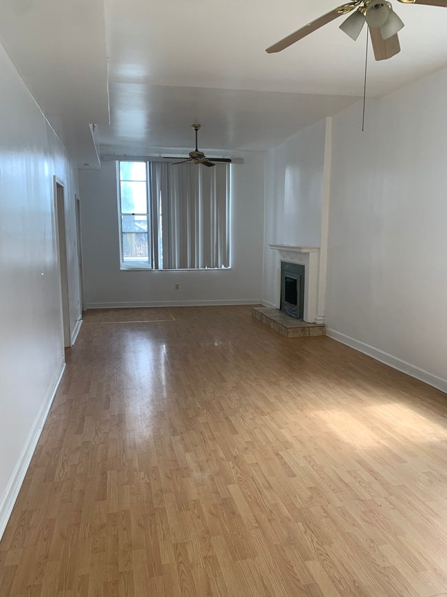 Living Room - 3020 S Wallace St