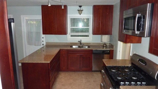 Foto del edificio - 12811 Butterfly Ln