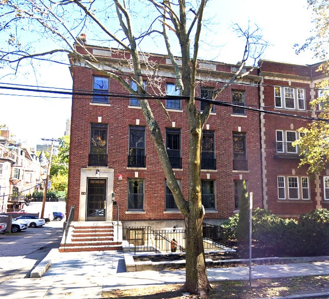 Building Photo - 24 Dean Rd