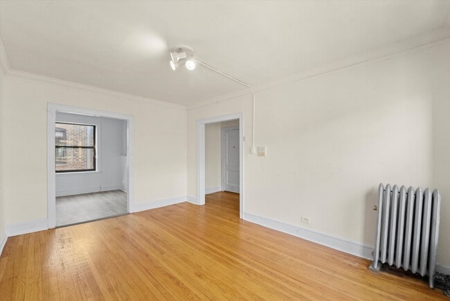 Building Photo - 2330-2338 N Spaulding Ave
