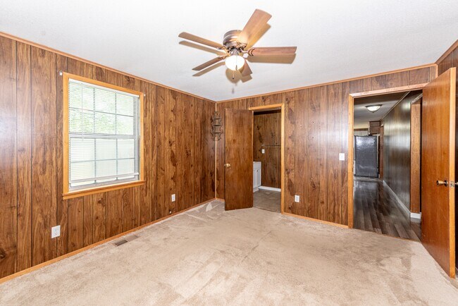 Foto del edificio - 2317 Piney Grove Church Rd