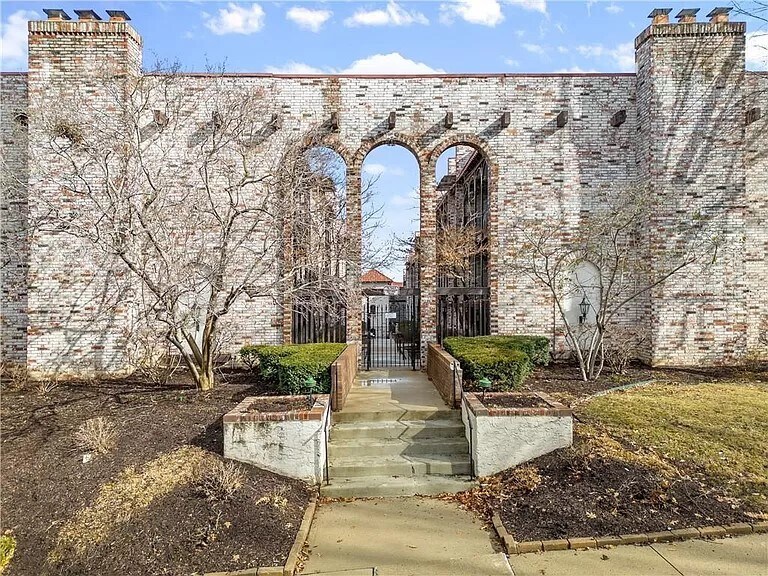 Foto principal - 5019 Walnut St