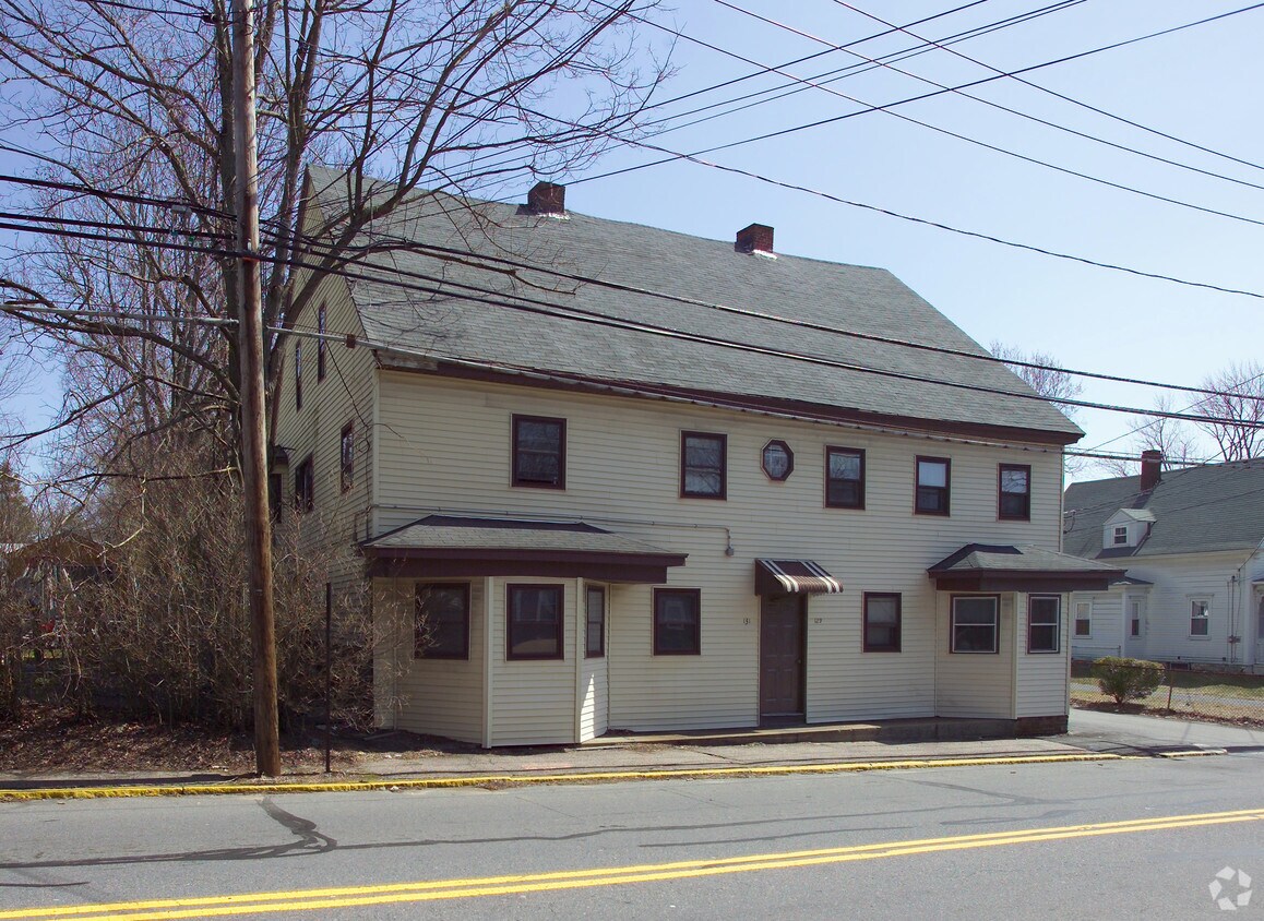 Building Photo - 129-131 Bay St