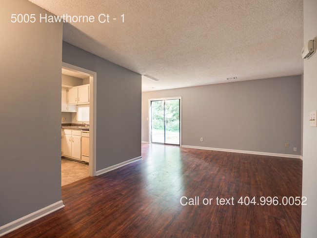 Building Photo - 5005 Hawthorne Ct SE