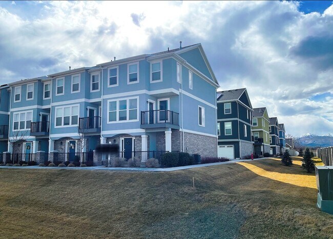 Photo - 1766 W Dalmeny Way Townhome