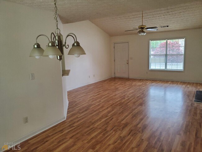 Building Photo - 735 Chatham Park Dr