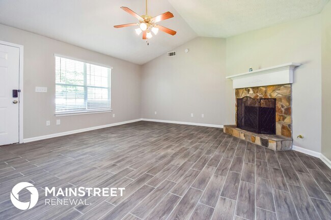 Foto del edificio - 714 Grove Pointe Cir