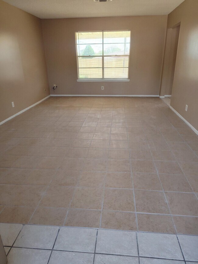 Foto del edificio - 219 Elizabeth Dr