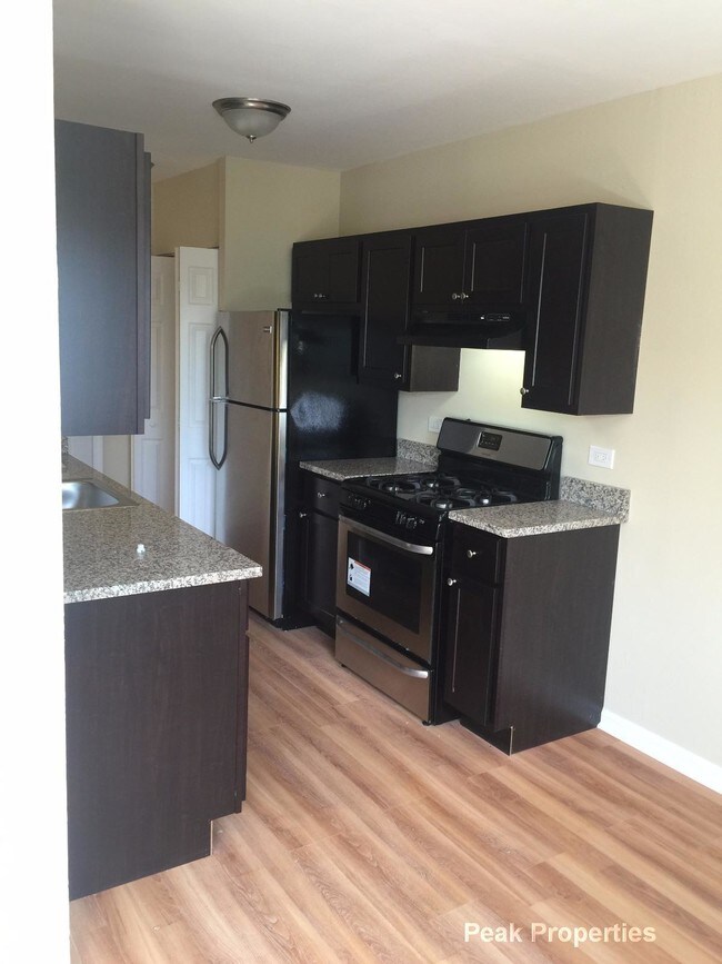 Foto del edificio - 21 N Main St