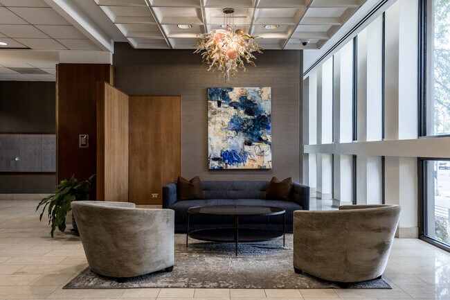 Foto del edificio - 1660 N La Salle Dr