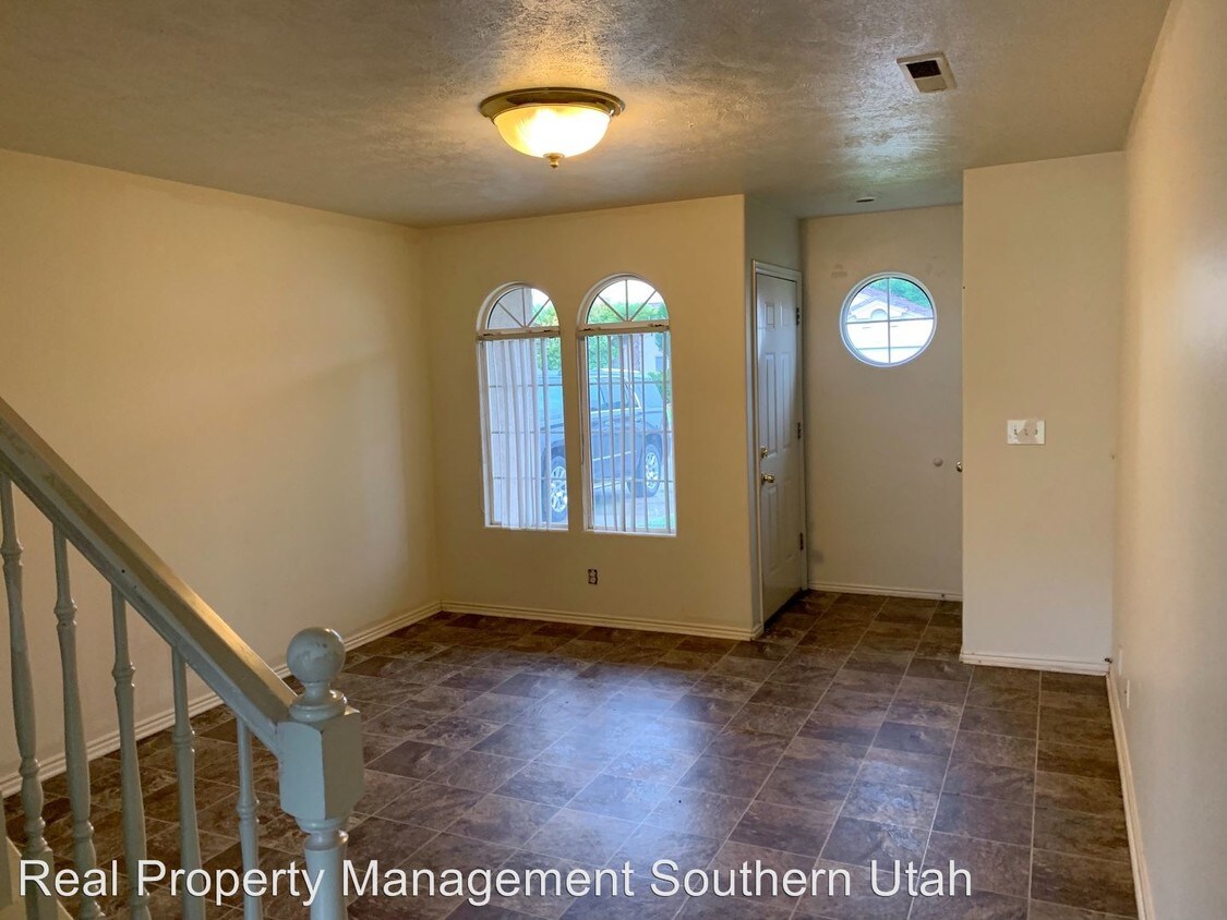 Foto del edificio - 3 br, 2.5 bath House - 1110 N 1650 W #2