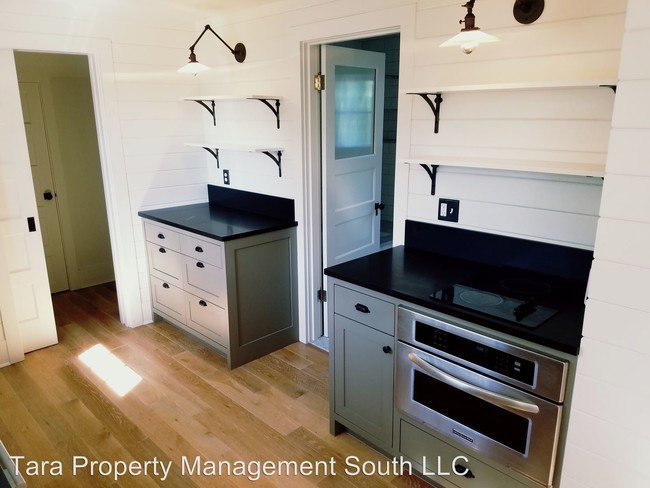 Foto del edificio - 5936 Cedar St