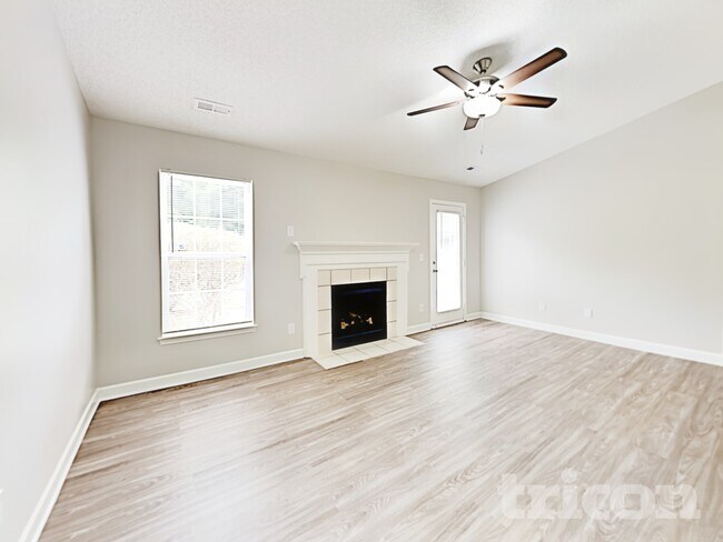 Foto del edificio - 2644 Captains Watch Rd NE