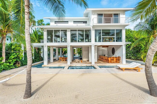 Building Photo - 50 Ocean Front Dr