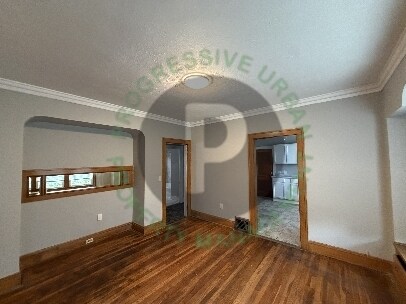 Foto del edificio - 3517 E 110th St