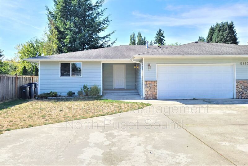 Foto principal - 5953 Grove St