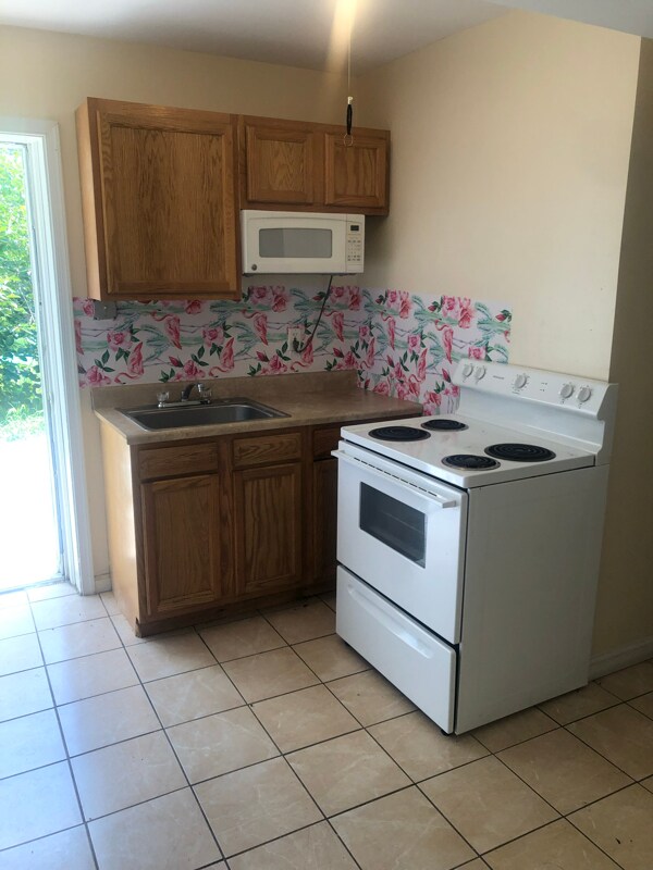 Foto del edificio - 14 Highland Rd