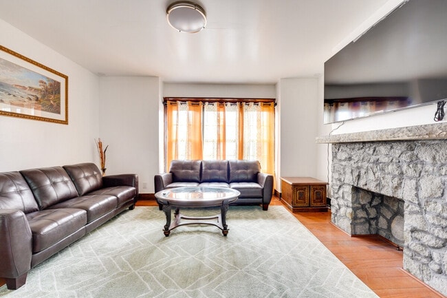 Foto del edificio - 184 Butler Ave