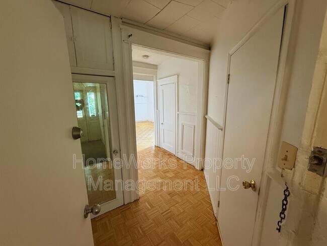 Foto del edificio - 3301 Guilford Ave