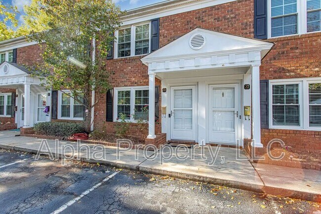 Foto del edificio - 501 Edwards Rd