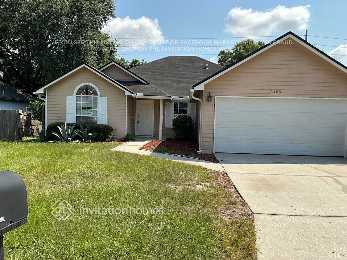 Foto principal - 3405 Charmont Dr