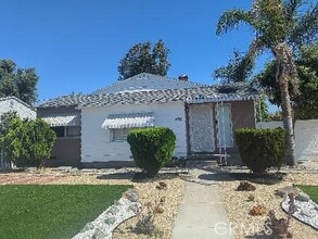Building Photo - 495 A Ct