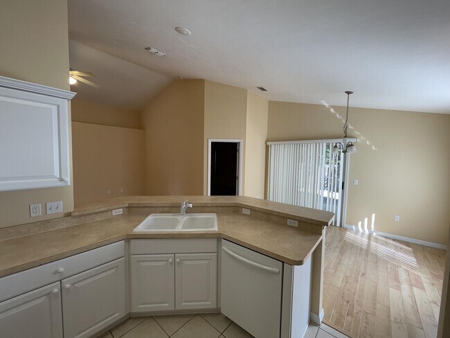 Building Photo - 2172 NW 50th Pl