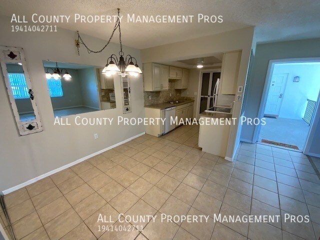 Photo - 5800 Hollywood Blvd Apartment