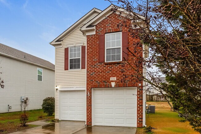 Foto del edificio - 834 Littleton Dr