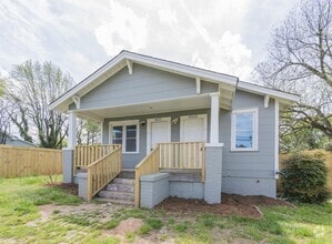Building Photo - 4513 Willard St