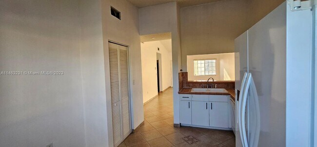 Foto del edificio - 6725 SW 130th Pl