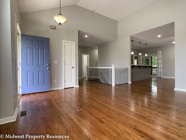 Foto del edificio - 3 Bedroom Home For Rent | Offered by Midwe...