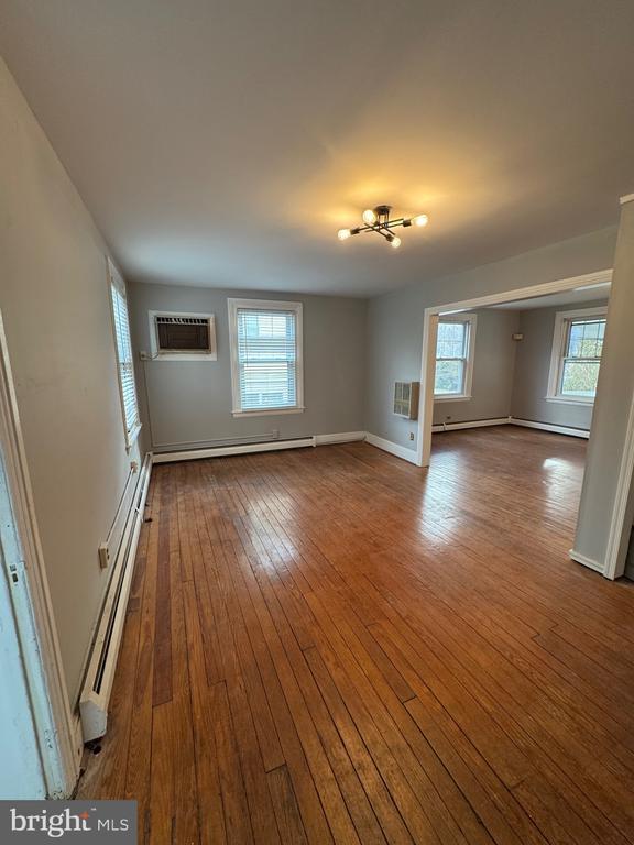 Building Photo - 976 Upper Gulph Rd