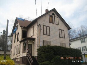 Building Photo - 180 Olivia St
