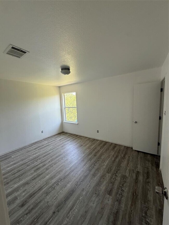Foto del edificio - 1014 Glen Meadow Cove