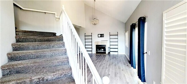 Foto del edificio - 1570 Barkley Ln