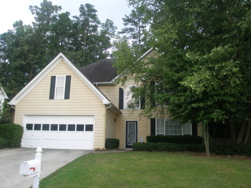 Primary Photo - 720 Suwanee Lakes Cir NW