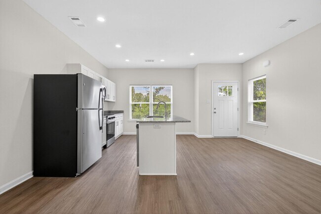 Foto del edificio - 3109 W 11th St
