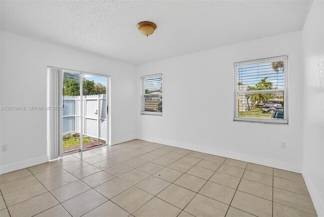Building Photo - 20841 SW 103rd Ct