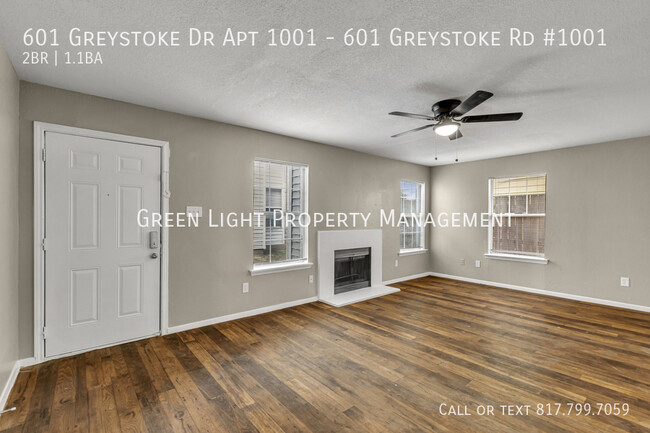 Foto del edificio - 601 Greystoke Dr