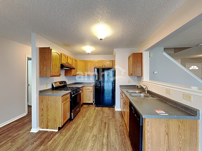 Foto del edificio - 1779 Feather Reed Ln