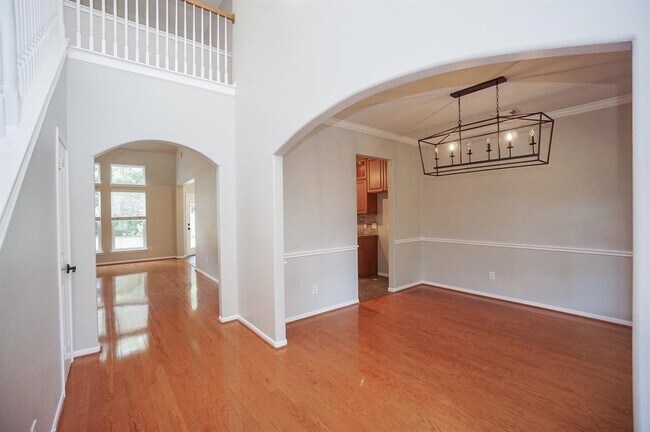Building Photo - 22402 Teagarden Ct