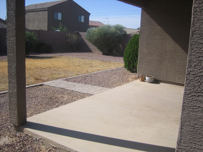 Foto del edificio - 3 Bed/2 Bath in Tolleson