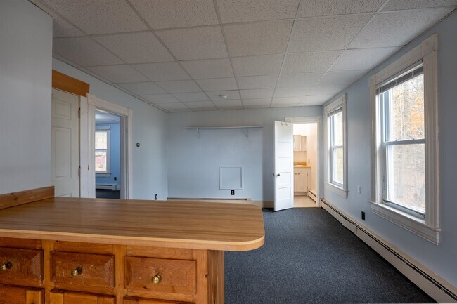 Foto del edificio - 1796 Main St