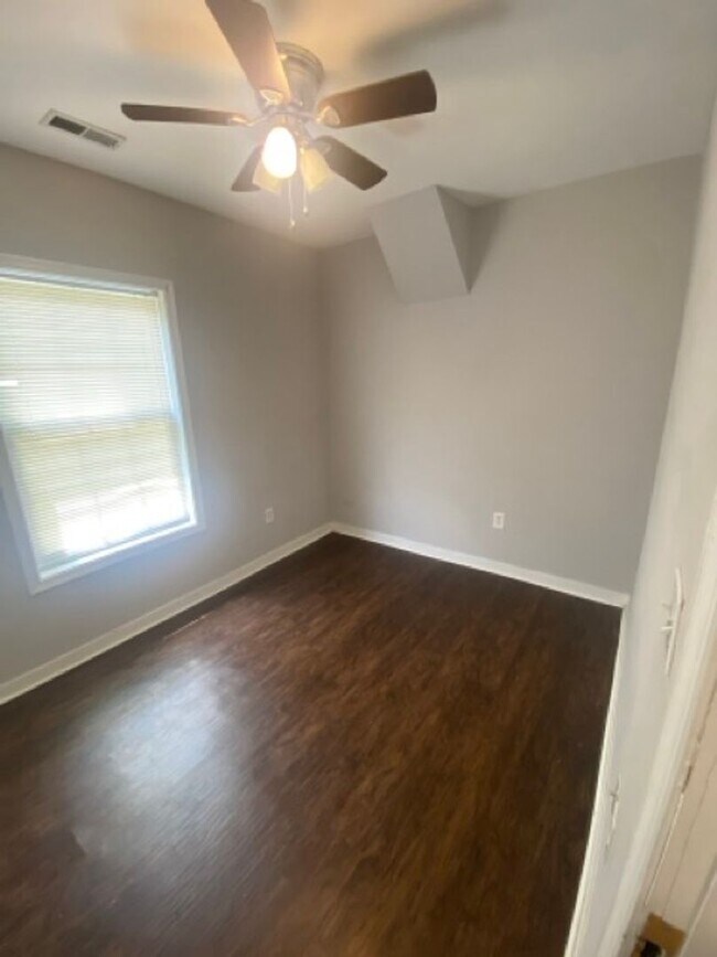 Foto del edificio - Cute 3 Bedroom Manchester Bungalow