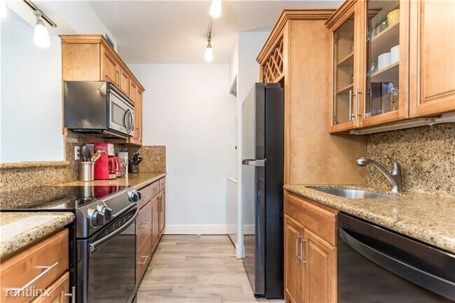 Building Photo - 2 br, 2 bath House - 801 Andrews Ave # 1-8