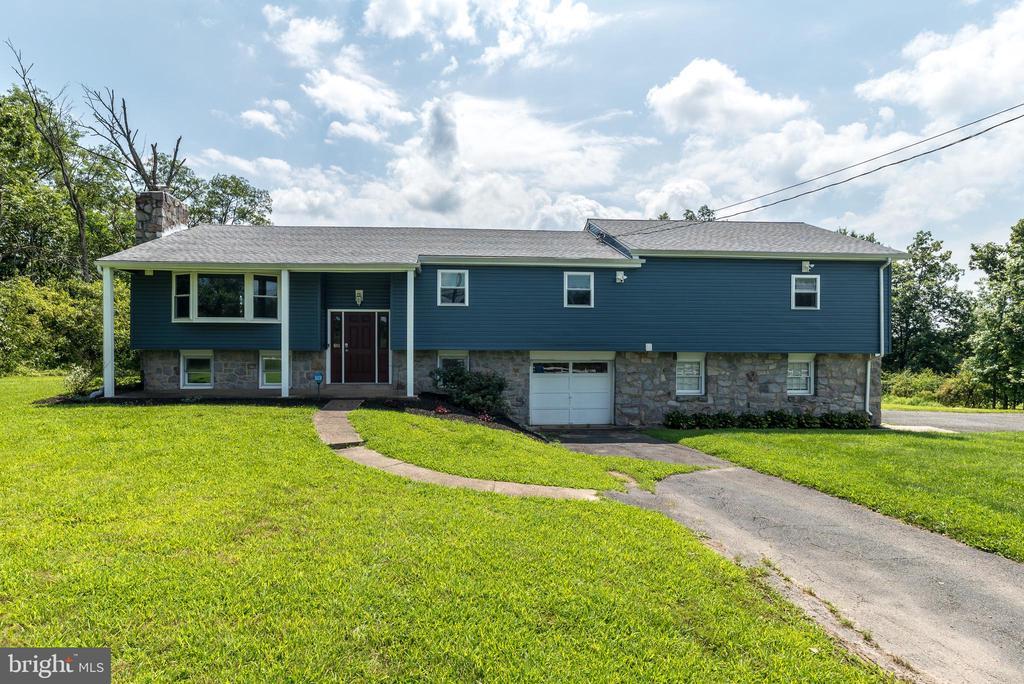 Primary Photo - 402 Layfield Rd